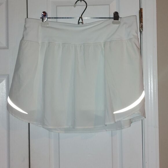Calia Run Collection High Rise Petal Hem Skort  Sz XL  NWT Color Pure Wh… - Picture 1 of 9